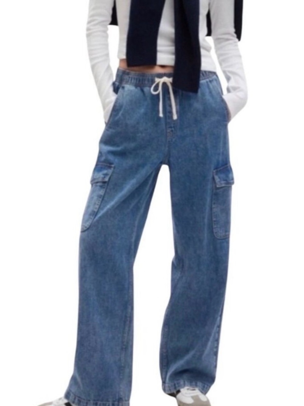 EUC GAP High Rise Wide-leg Pull-on Cargo Jeans In Medium Wash Size Small